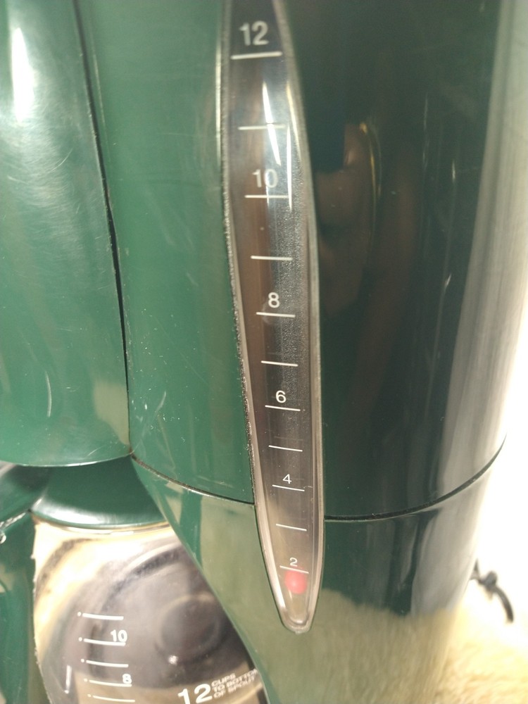 GEVALIA 12 CUP PROGRAMMABLE COFFEEMAKER COFFEE BREWER GREEN - GOOD CONDITION
