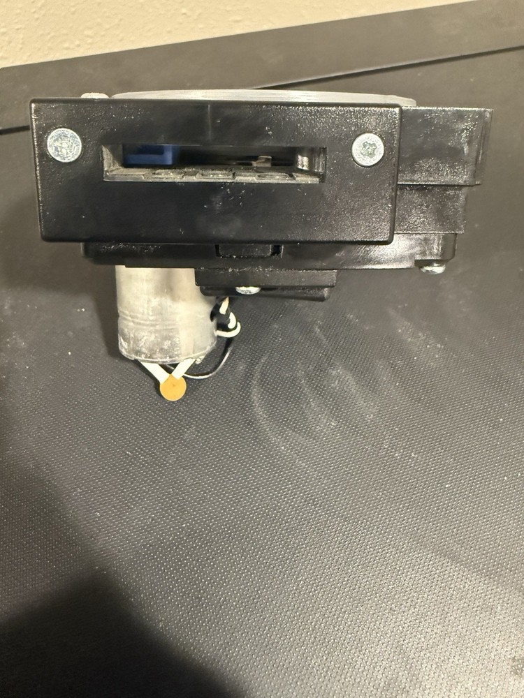 1¢ Serial Compact Hopper 2-L (Used/Not Tested)