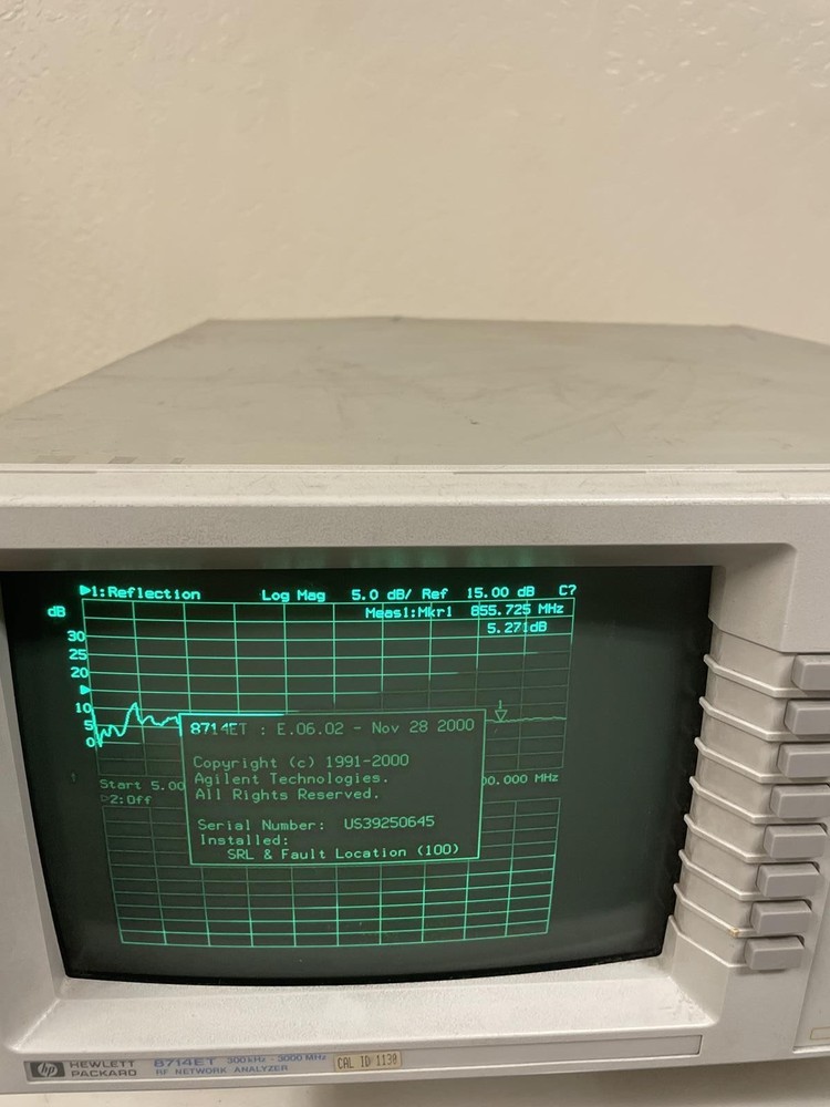 HP 8714ET RF NETWORK ANALYZER 300 kHz - 3000 MHz, OPT 100