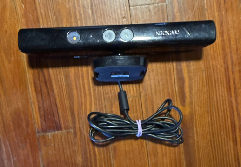 Microsoft Xbox 360 Kinect Motion Camera Sensor Model 1414 Black Wired
