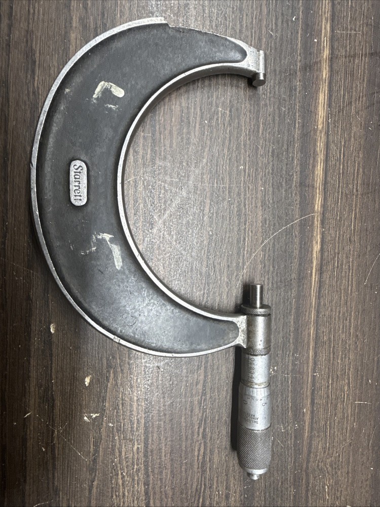 Starrett #239 4-5" Micrometer READ