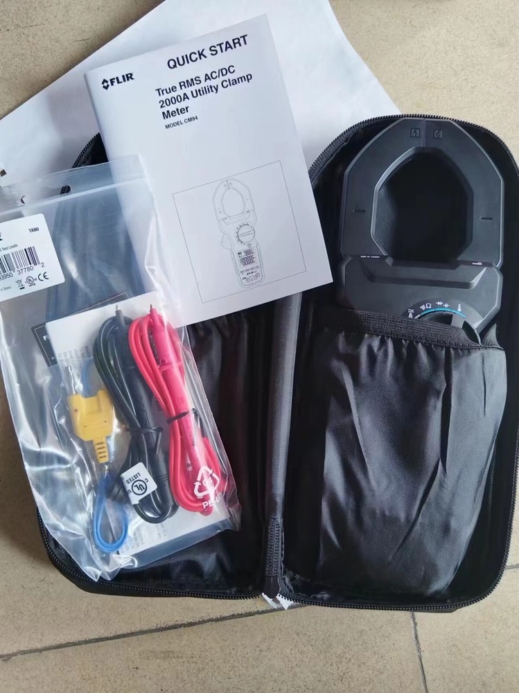 2kA AC/DC Utility Clamp Meter - FLIR CM94