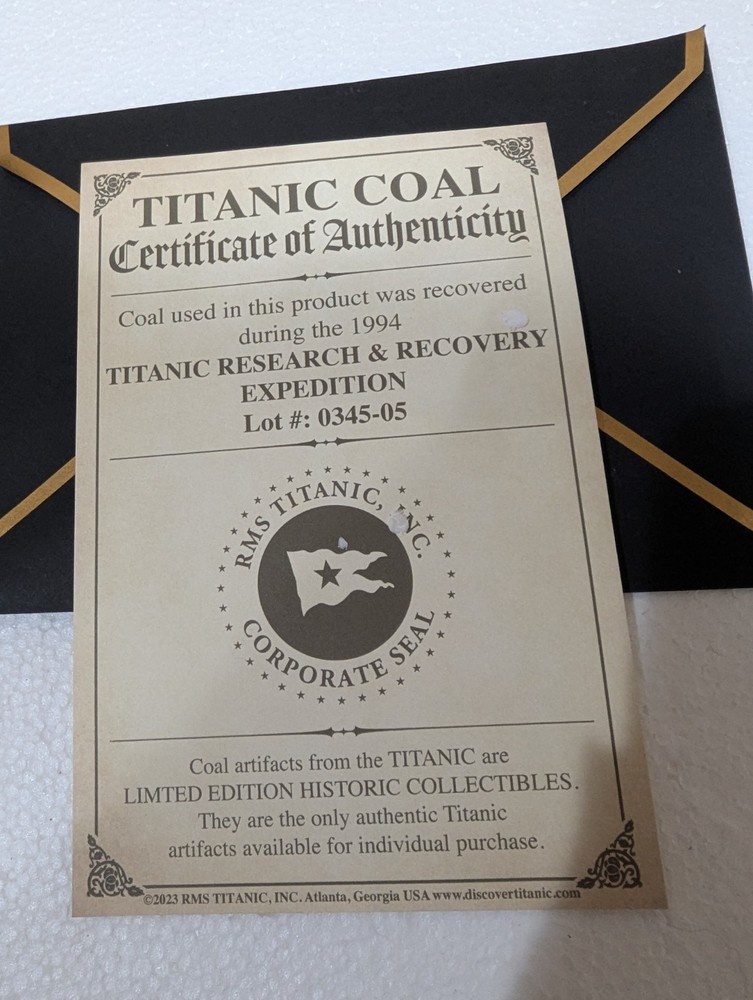 Titanic Snow Globe