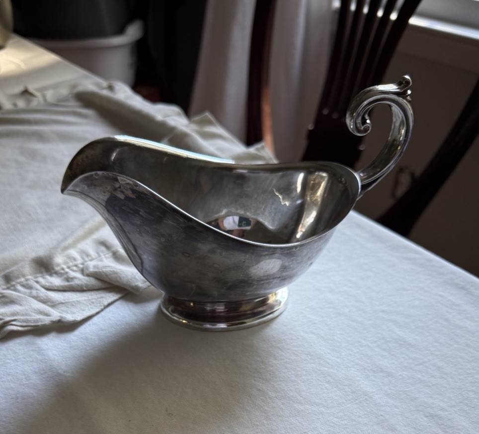 Vintage Mid Century Silver Plate Ornate Footed Gravy Boat