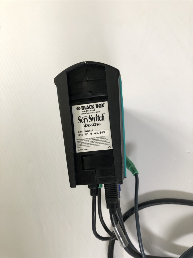 Black Box ServSwitch Spectra 2 Port KVM Fd SW681A w/cables(2)