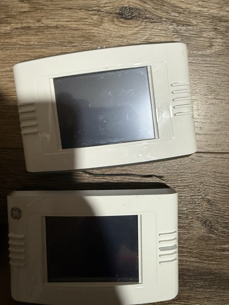 GE Interlogix 60-924-RF-TS Simon XT 2-Way Talking Touch Screen