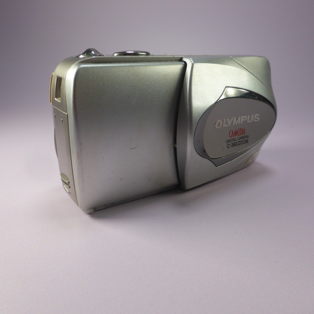 Olympus Digital Camera Camedia C-360 Zoom 3.2MP Silver Tested