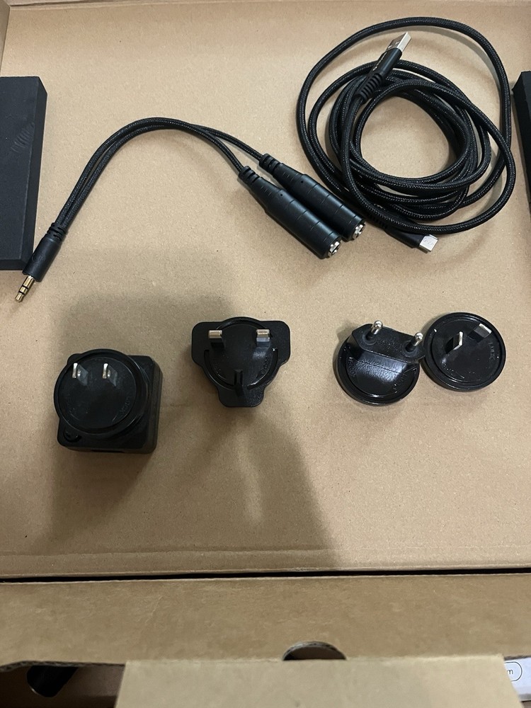 *MINT* Polyend Tracker Sequencer sampler MIDI workstation wavetable synthesis