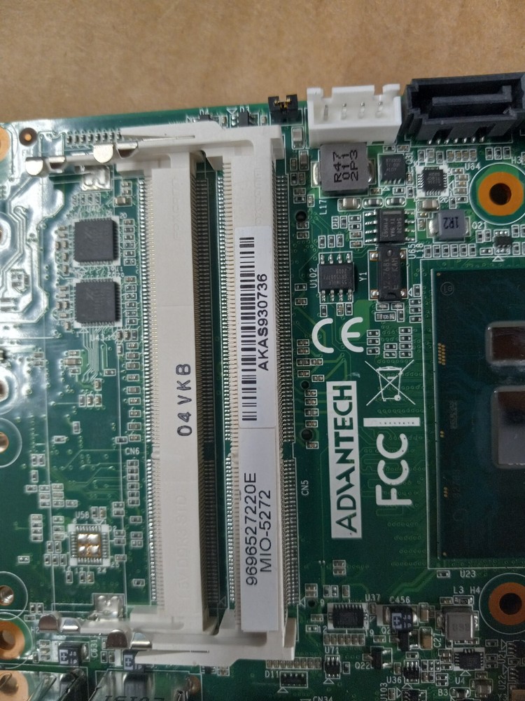 Advantech MIO-5272 embedded Motherboard / CPU NEW Pull 256GB i3-6100U