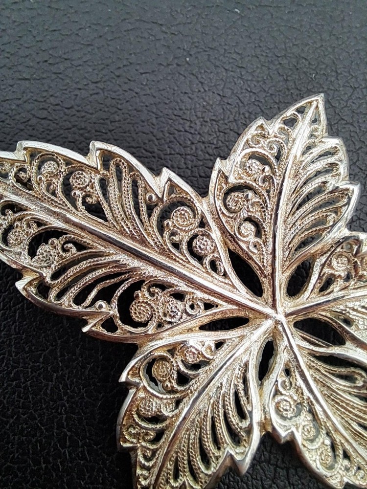 Sterling 925 Silver Filigree Maple Leaf Brooch