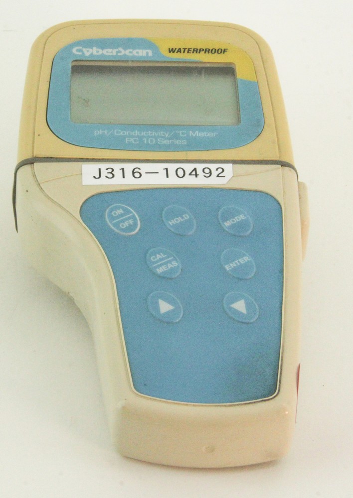 10492 EUTECH INSTRUMENTS CYBERSCAN WATERPROOF PH/CONDUCTIVITY/C METER PC 10