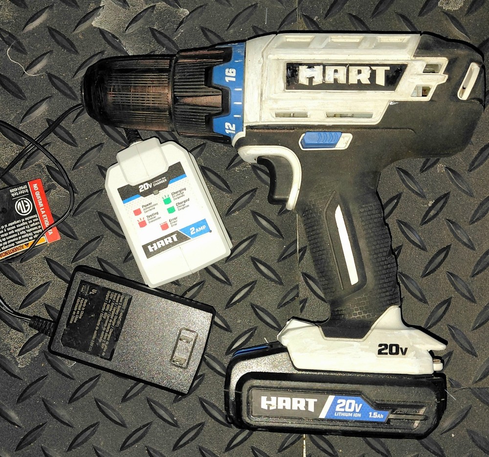 20v Hart drill set with charger