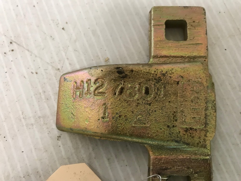 H127801 GENUINE John Deere CLIP