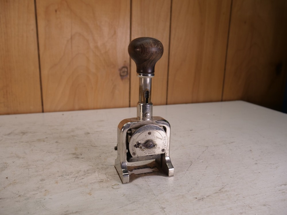 Antique Bates Numbering Machine Stamp Consecutive / Repeat / Duplicate working