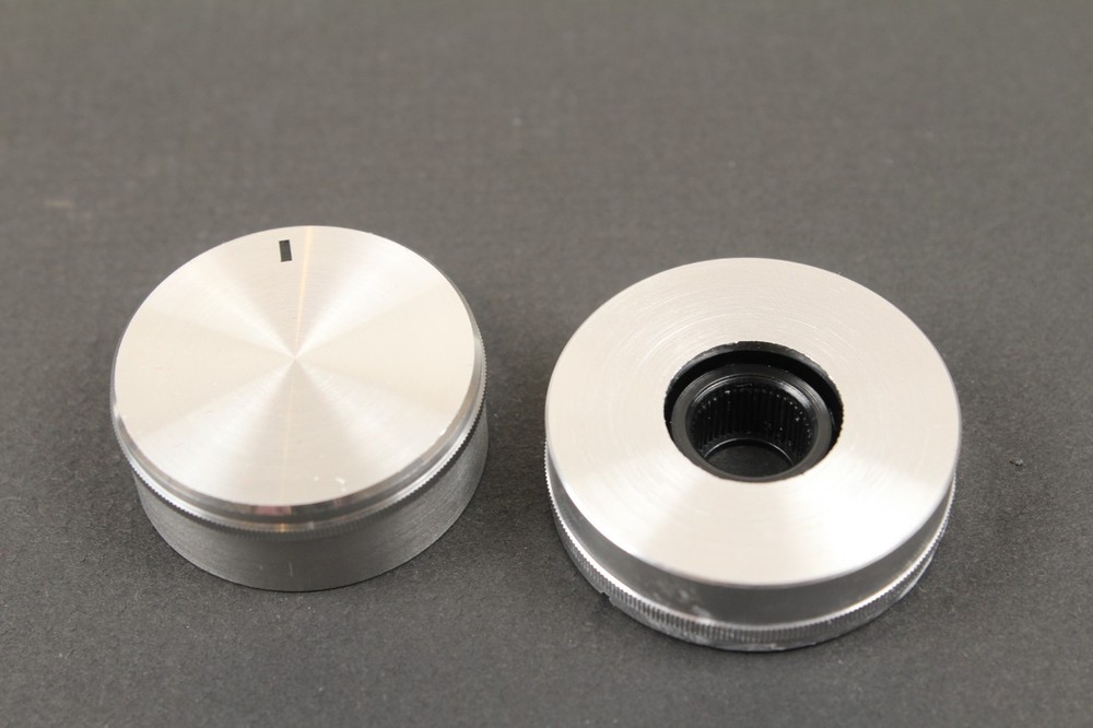 Akai GX-650D Reel to Reel Mic Line Level Knobs #1
