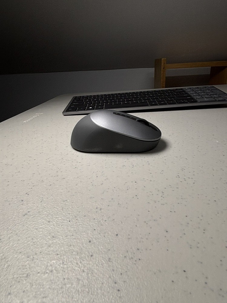 Dell Premier Multi-Device Wireless Keyboard and Mouse Used Open Box