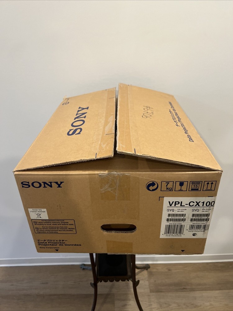 Sony VPL-CX100 Multimedia Projector New Open Box