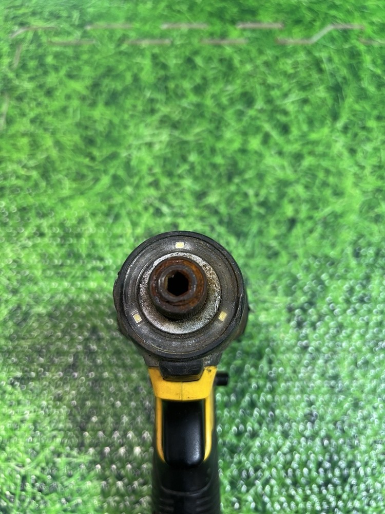 Dewalt DCF815 Cordless Impact No Battery