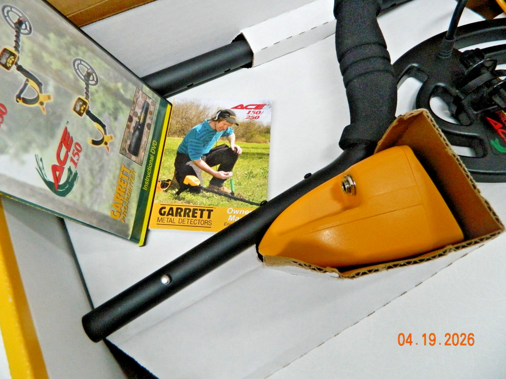 Garrett Ace 250 Metal Detector