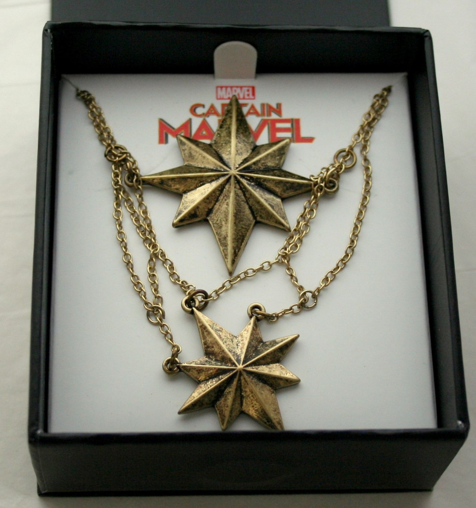 Captain Marvel Multiple Star Comic Collectors Necklace Pendant New Box