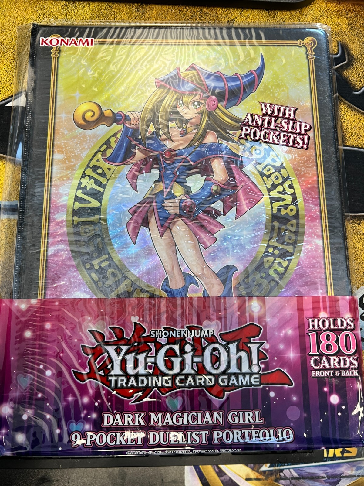 Yugioh Dark Magician Girl 9 Pocket Duelist Portfolio - SEALED!!