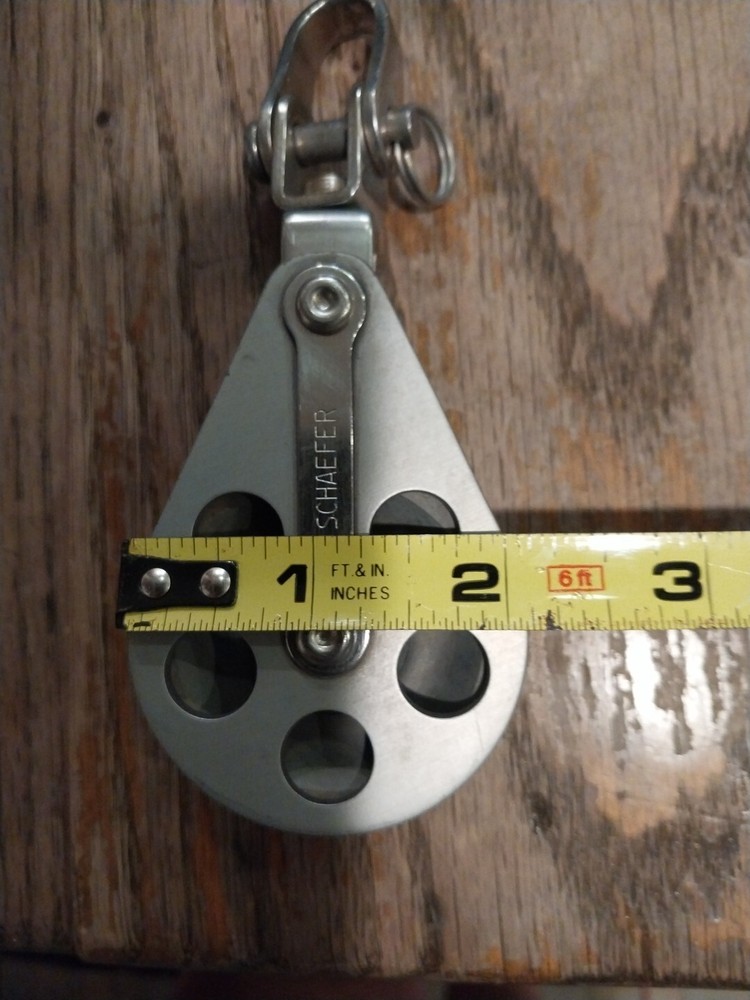 Schaefer Single Block w/ Long D SWIVEL Shackle