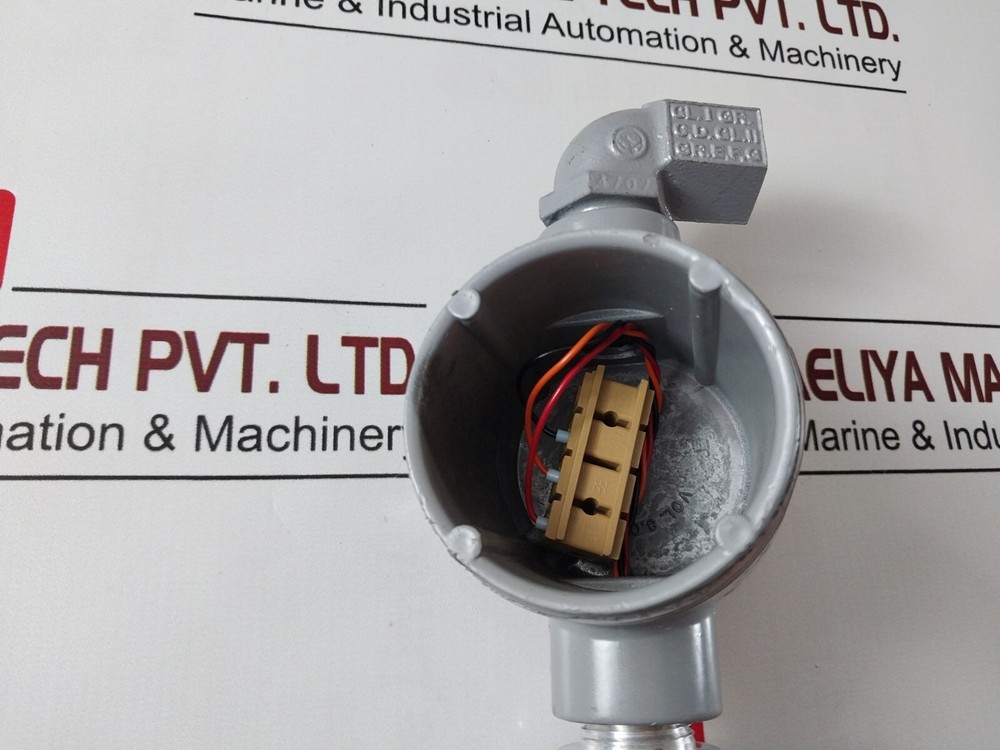 Killark guf/gum 1 dense phase level interface switch