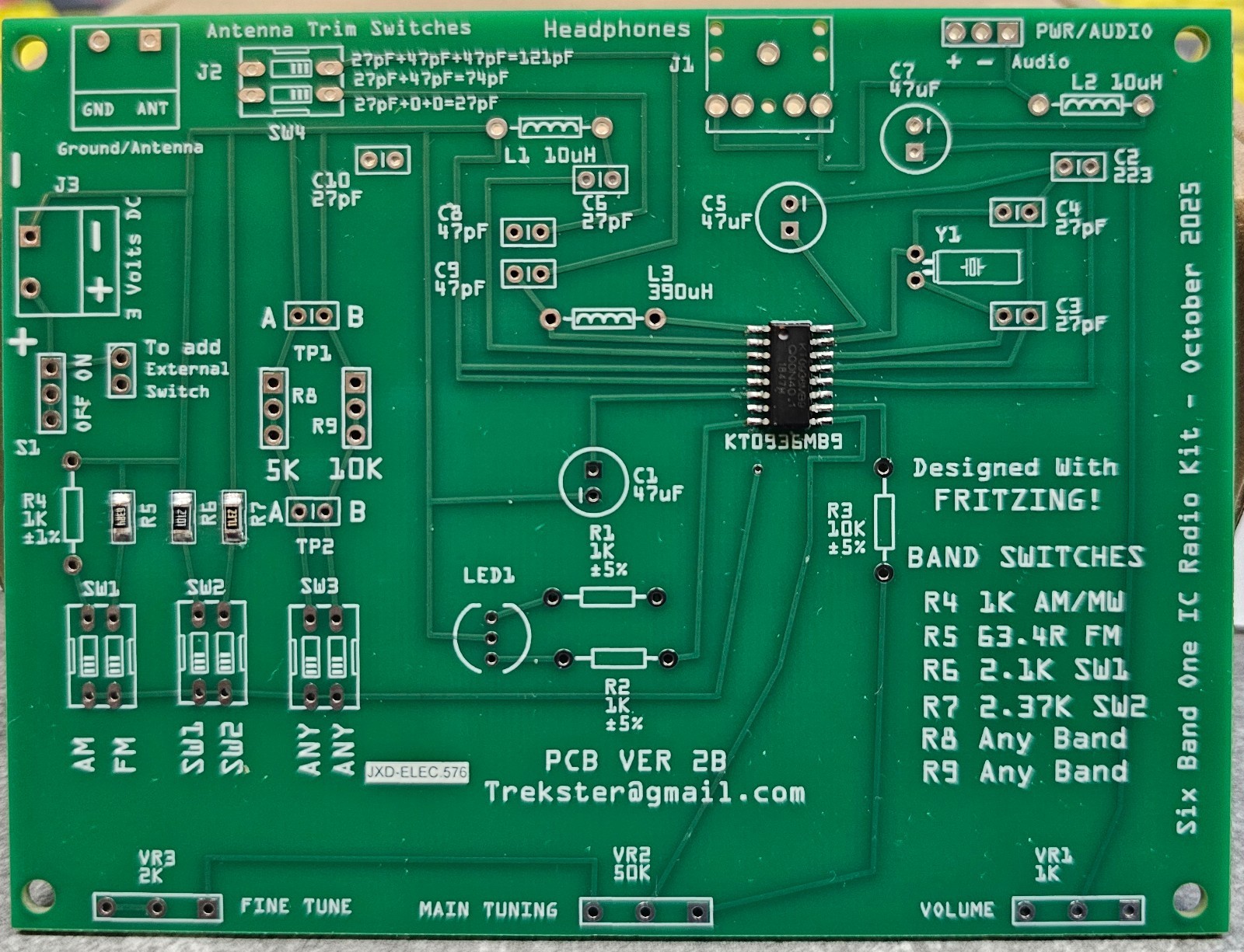 One IC Radio Kit. Receives AM FM SW1 SW2 +2 user choice! It's a Fun DIY Kit !