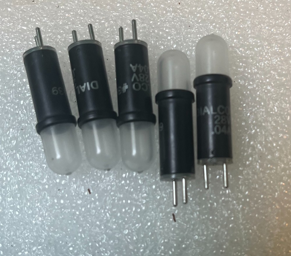 5 Pcs Vintage Dialco #39 28V 40mA Panel Mount Indicator Lamps Frosted