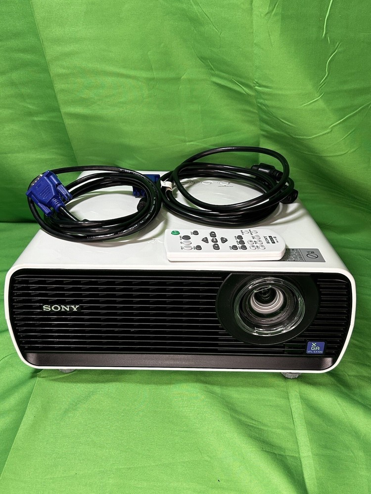 SONY DATA PROJECTOR white W/ Power Cable , Remote & Adapter VPL-EX100 *Tested*