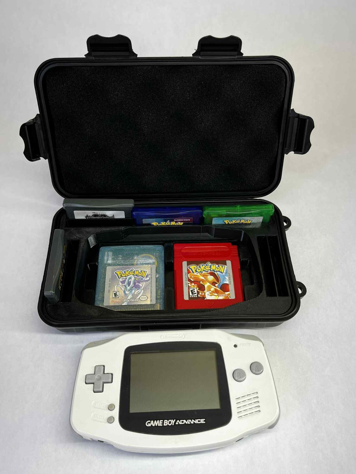 Game Boy Advance Carrying Case – Holds 13 Games (11 GBA + 2 GB/GBC) | SENAC LLC