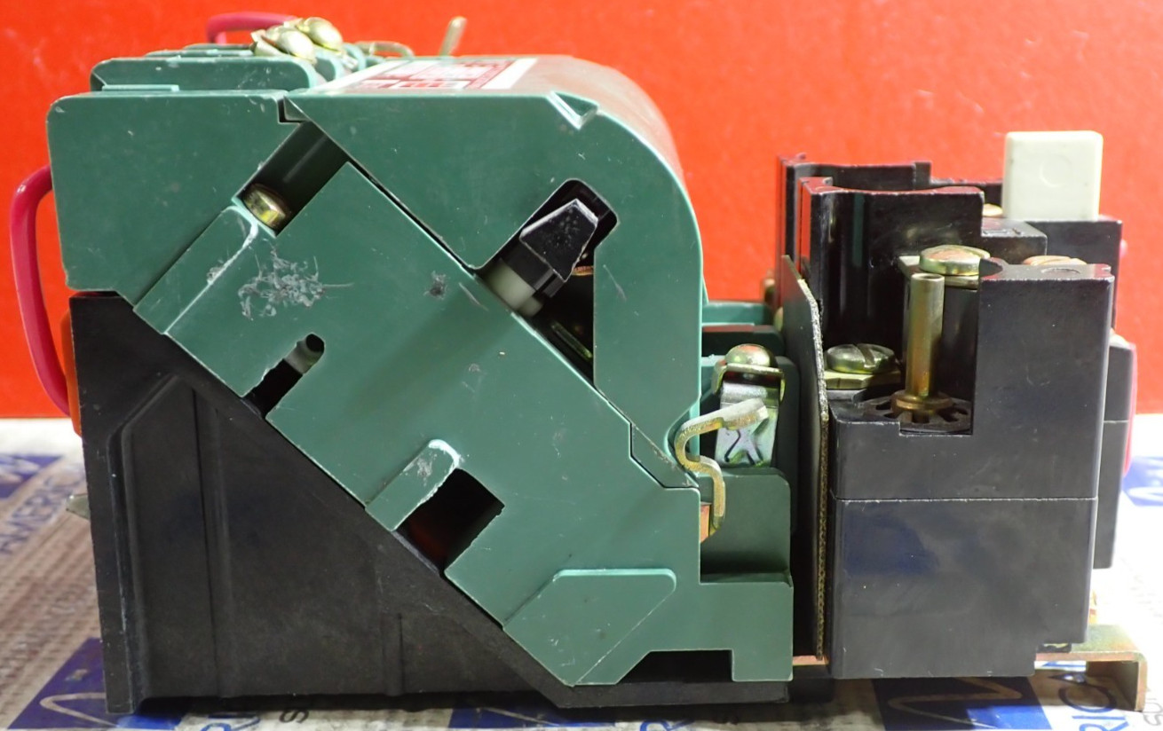 Furnas 14DF320E Size 1 Starter 27 Amp 600VAC w/ 550-600V Coil 10 HP TESTED S930