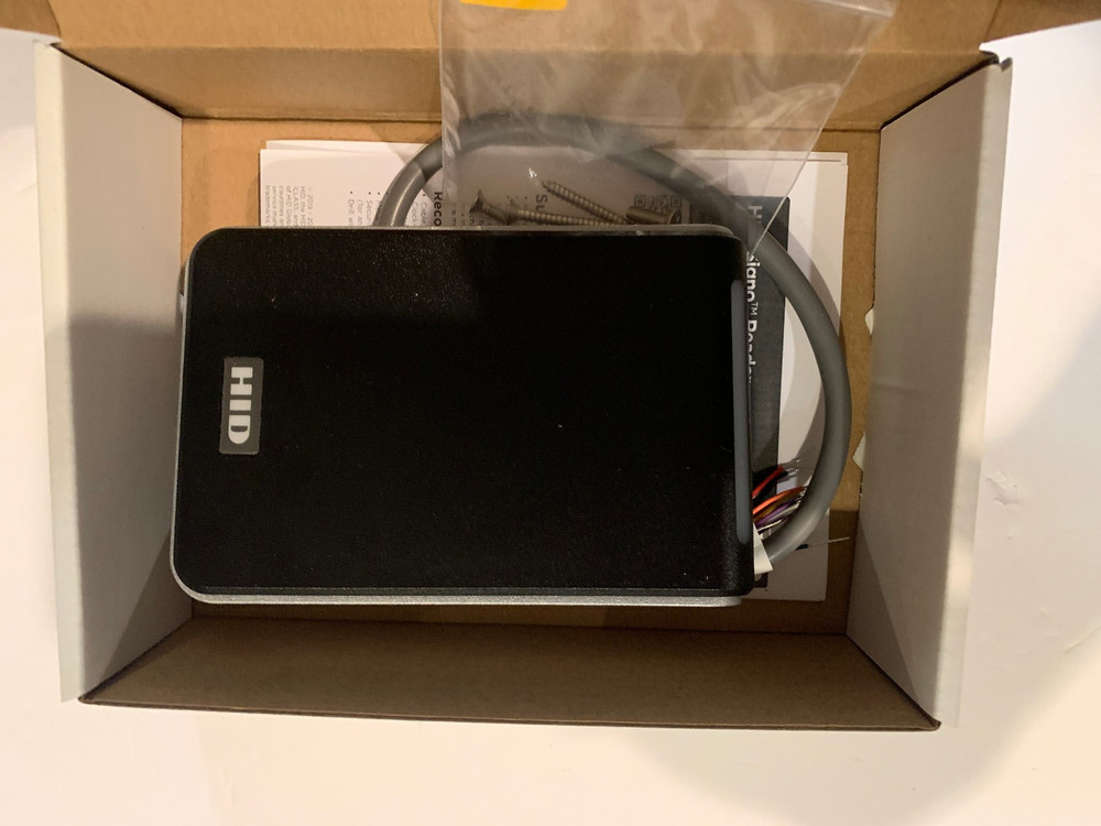 HID Signo 40NKS-00-000000 Mobile Ready Access Card Reader-