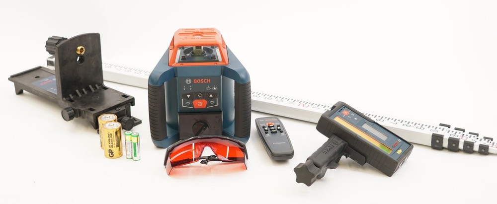 Bosch Revolve2000 Self-Leveling Rotary Laser Kit