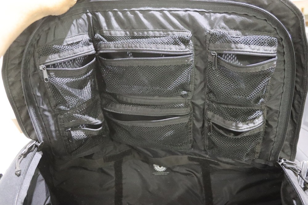 Thin Air Gear Defender Deployment Rolling Duffle Bag Backpack Black W/WHEELS