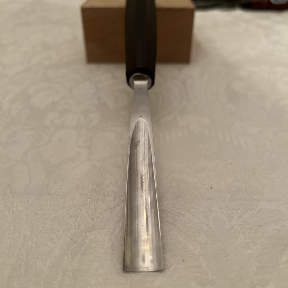 12 Gouge Carving Set W/ Case. Hand Made Professionally Sharpened
