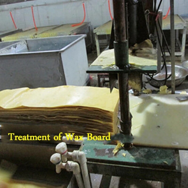 86*310mm Manual Honeycomb Embossing Machine Hive Base Plate Roller Press Machine