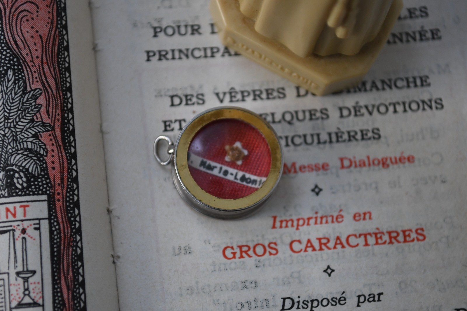 Antique Catholic Relic - Mother Marie-Leonie Paradis - 1840-1912 1st Class Seal