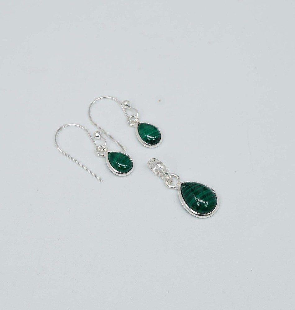 925 Solid Sterling Silver Green Malachite Hook Earring Pendant Set