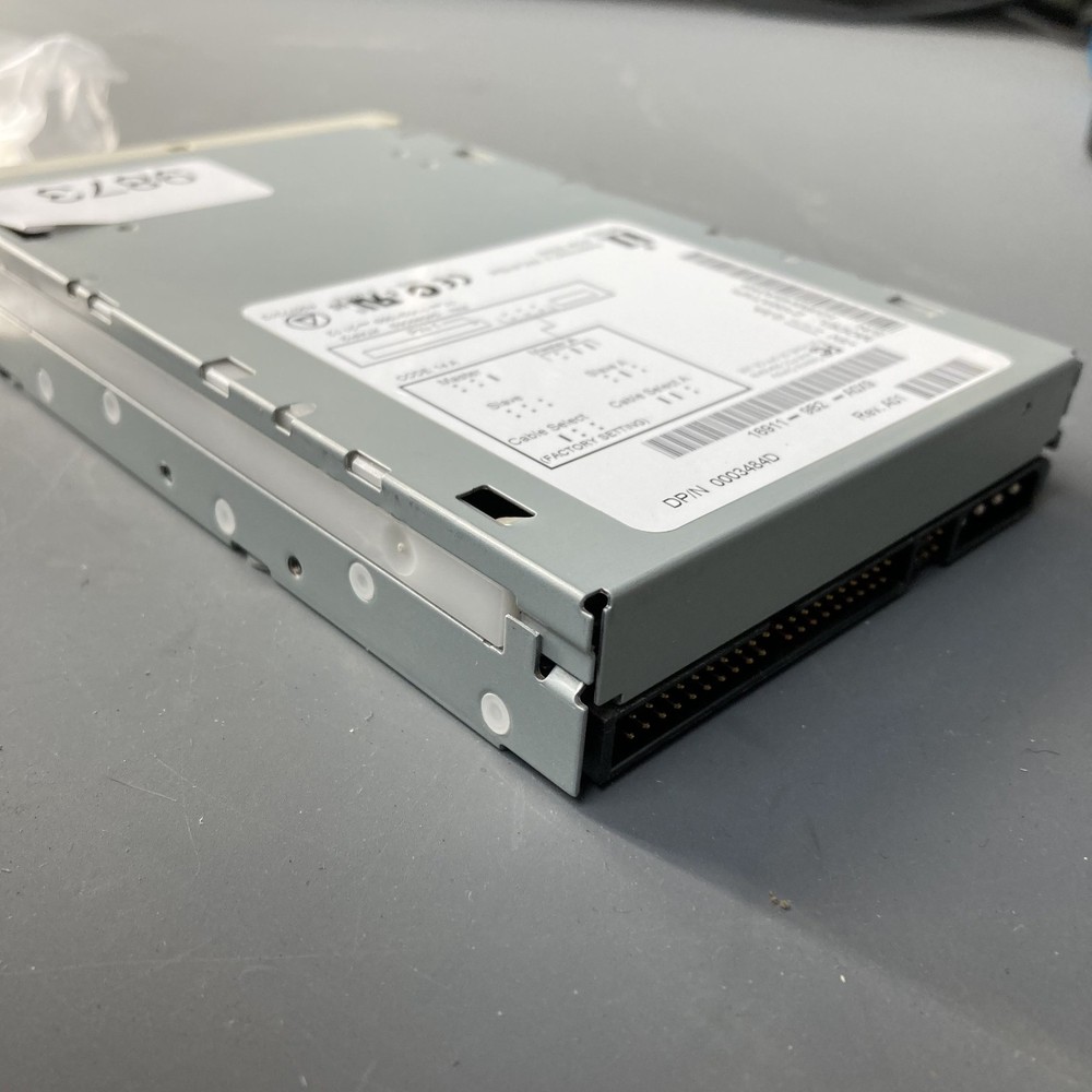 Iomega Zip 100 ATAPI3 Internal Drive Model Z100ATAPI