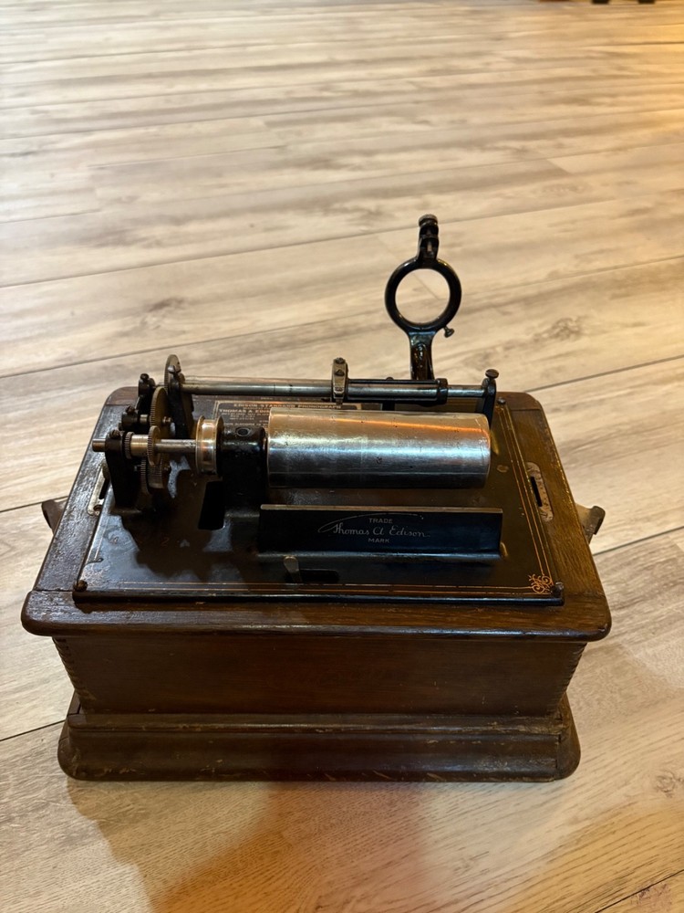 edison standard model d phonograph GOOD MOTOR AND UPPER
