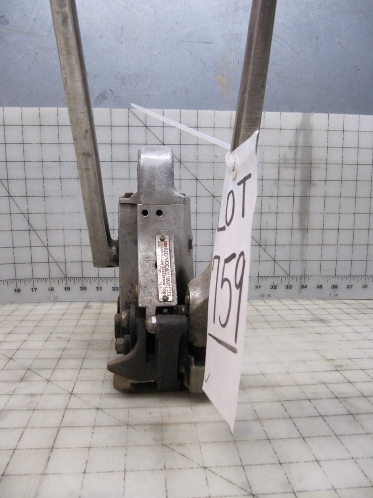 *As-Is Needs Work* Signode Strapping Tool AM-58 5/8"