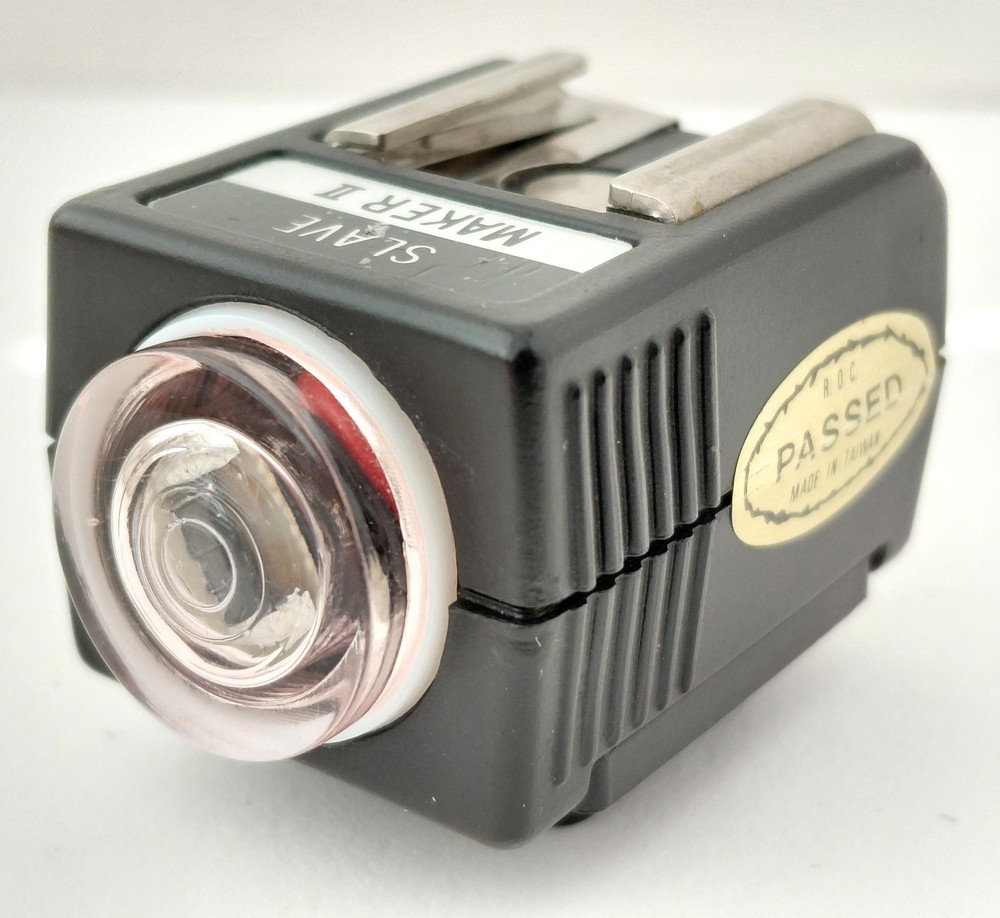 Slave Maker II_ Flash Slave Hot Shoe for Electronic Flash, Wireless,Optical, PC