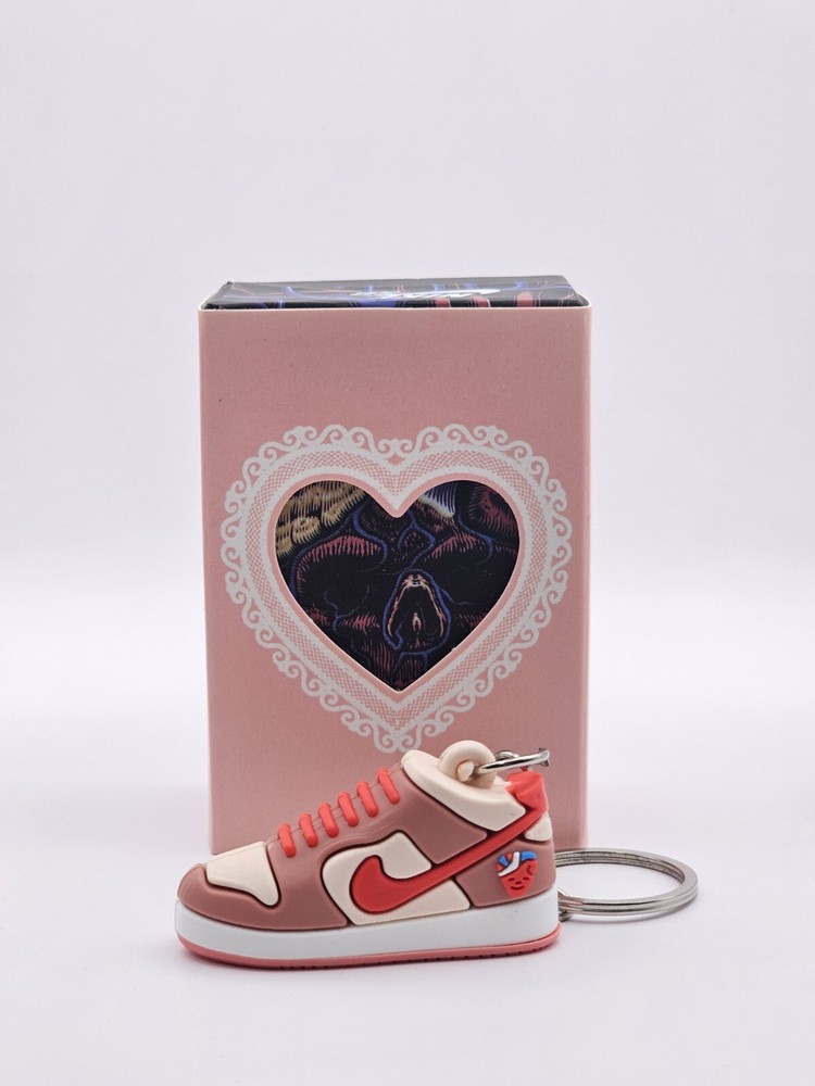 Mini Nike Sneaker keychain with Box