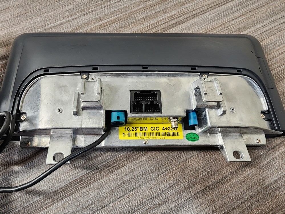 12 15 BMW Series E70 X5 Navigation Info Display