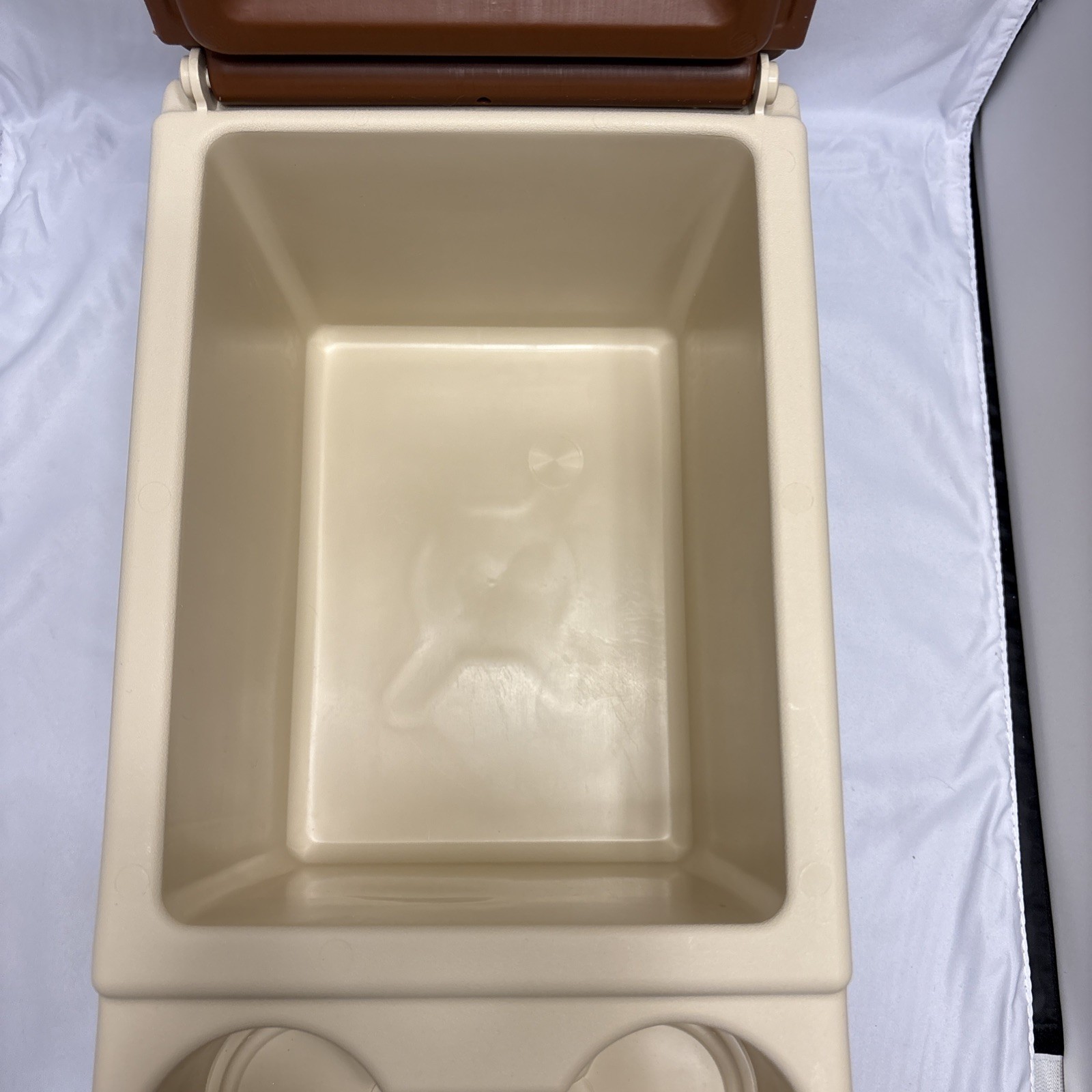 Vintage Little Kool Rest IGLOO Car Console Cooler Brown Tan Ice Chest 1983 NOS