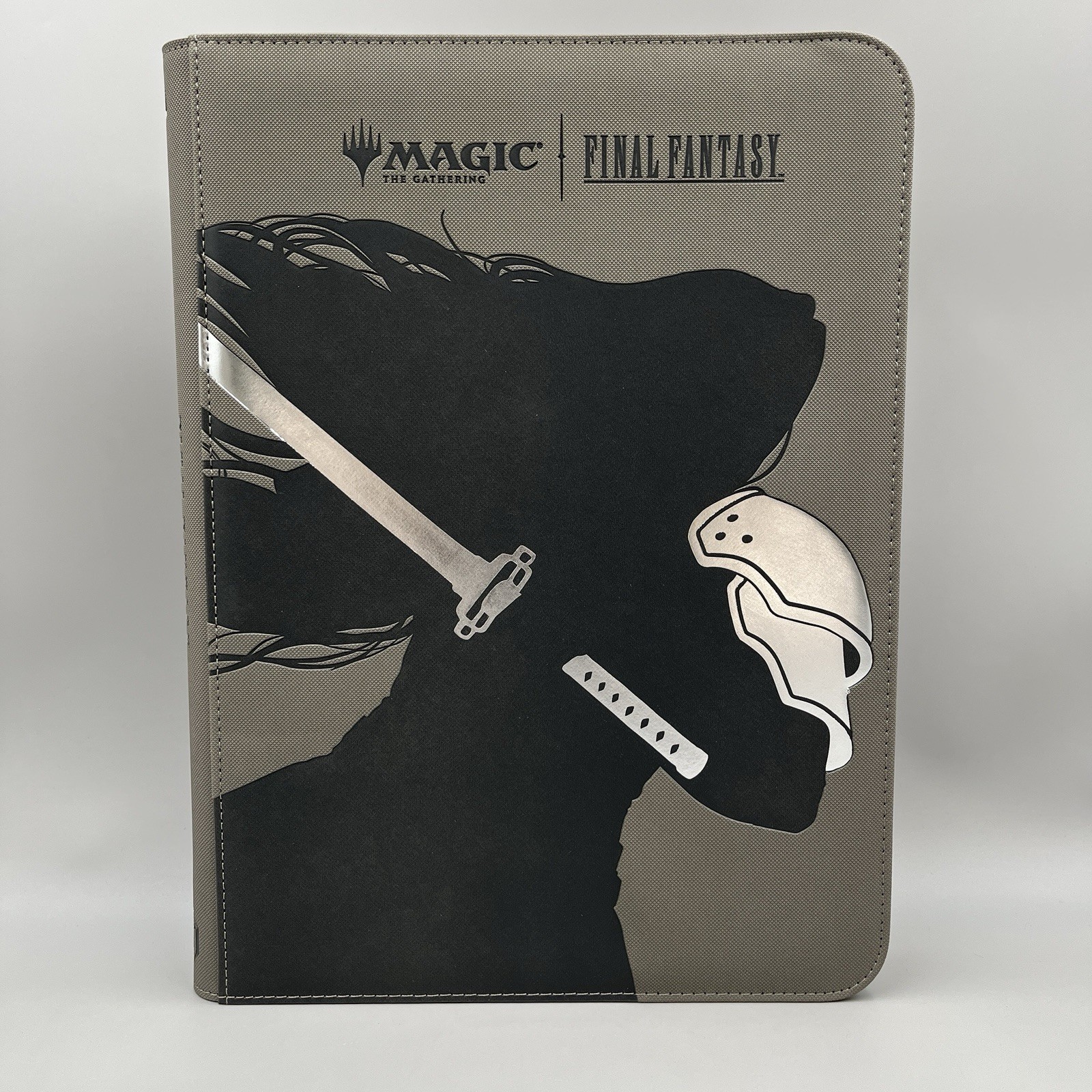 Ultra PRO MTG Final Fantasy Sephiroth Planet’s Heir - 9 Pocket Zip Pro Binder