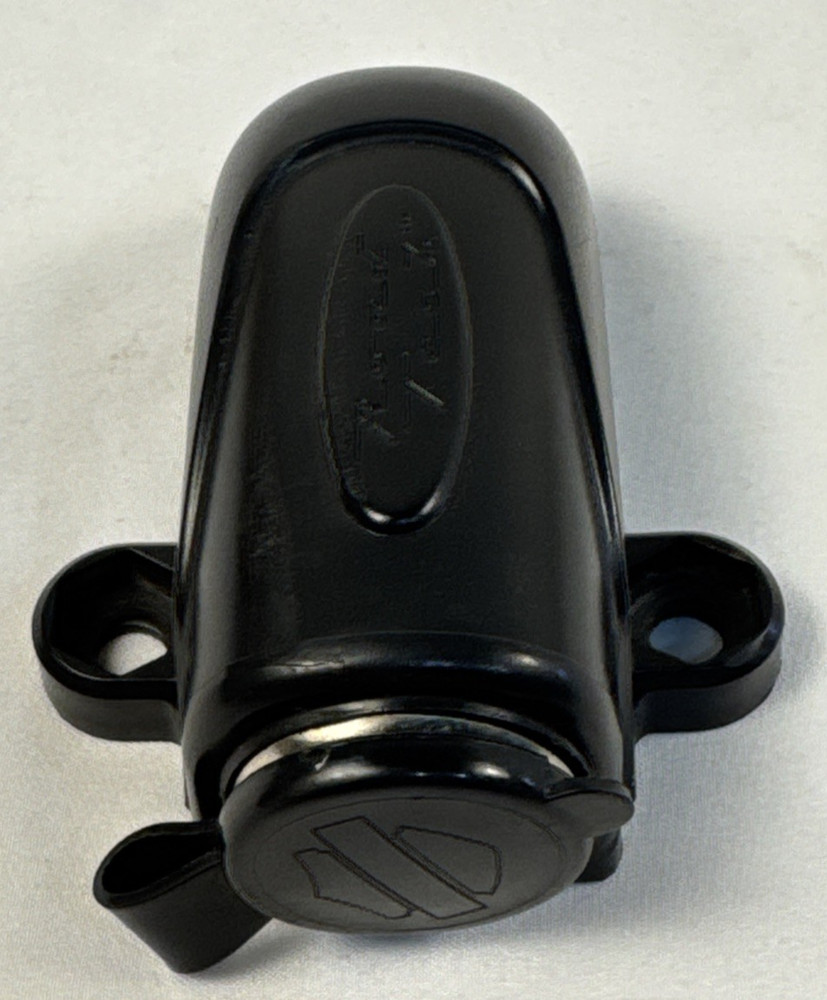 HARLEY DAVIDSON GENUINE 12V CIGARETTE LIGHTER POWER OUTLET SOCKET ASSEMBLY