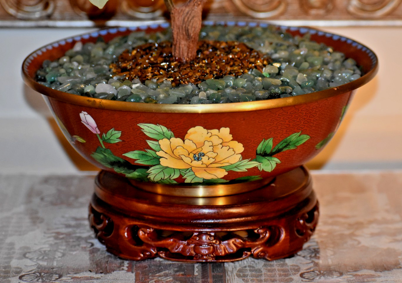 18" VINTAGE BONSAI PEKING GLASS TREE IN 10" BLUE CLOISONNE BOWL W/ EBONY BASE