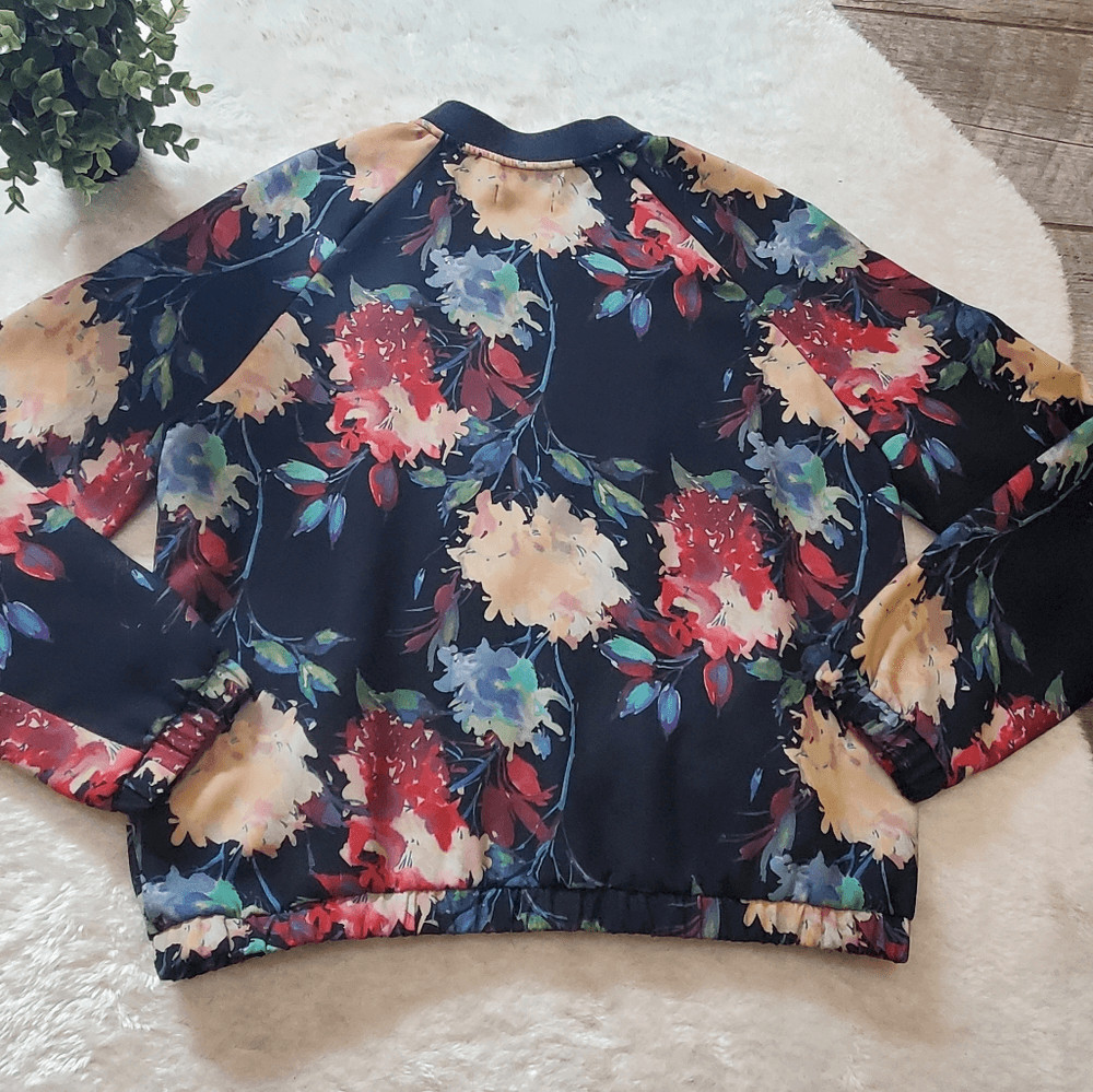 JustFab Black Floral Bomber Jacket, Size Large